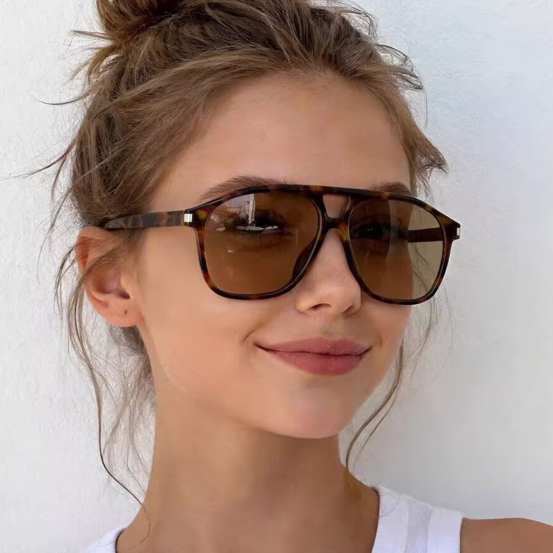 Gafas de sol de piloto de mont - Women'S Fashion Week Paris reseña y precio
