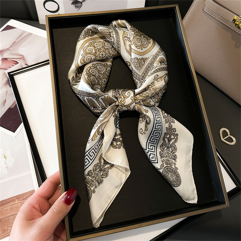 2024 marca de lujo estampado v - Women Fashion Necktie reseña y precio